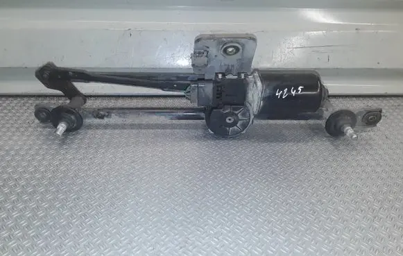 KIA Sportage Front wiper linkage and motor 