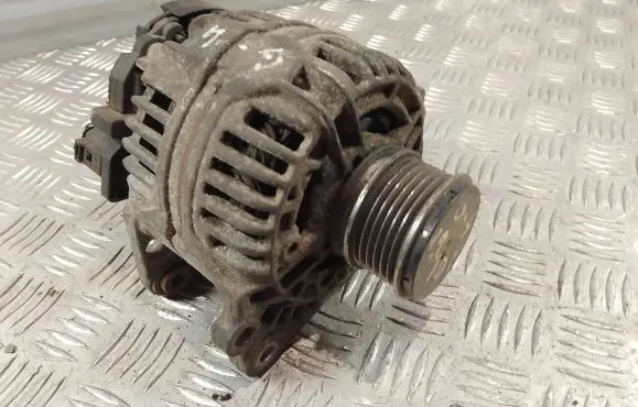 Volkswagen Golf IV Generator/alternator