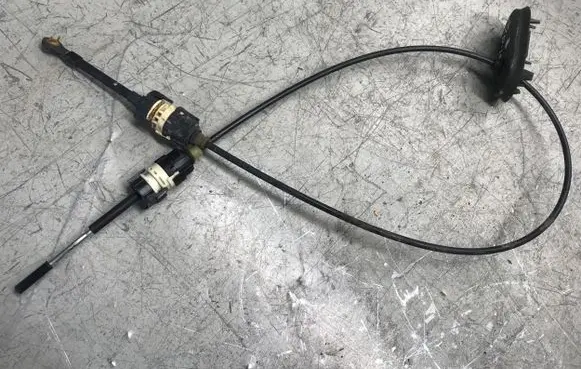 Gear shift cable linkage