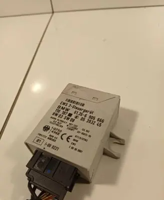 BMW 5 E39 Immobilizer control unit/module 61356005668 05393245 110187