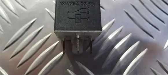 Peugeot 306 Other relay