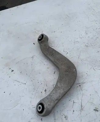 Porsche Macan (95B) Rear upper control arm/wishbone 8K0505323H