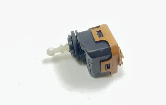 Ford Focus C-MAX Headlight level adjustment motor 007878