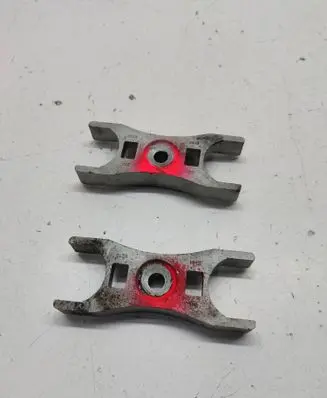 Skoda Superb B8 (3V) Fuel Injector clamp holder 