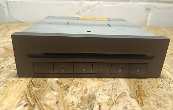 Mercedes-Benz ML W164 CD/DVD changer A2118703889 020953 AL351160194003