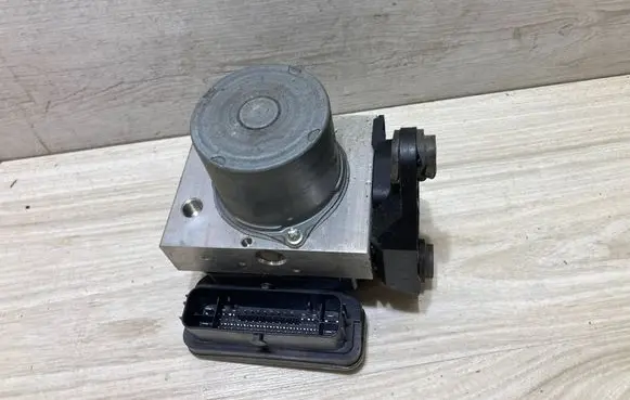 Audi A5 ABS Pump 8W0907379Q 0265956658 8W0907379J