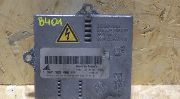 Audi A3 S3 8P Xenon control unit/module 1307329066