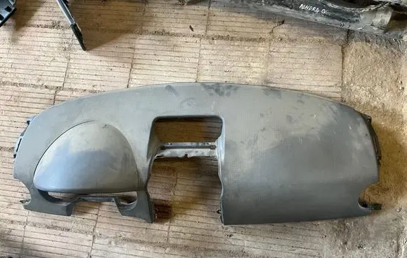 Mitsubishi Colt Dashboard 328710HA 7830A046 JC05300