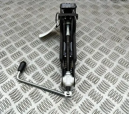 Volkswagen Caddy Lift Jack 2K5011031C