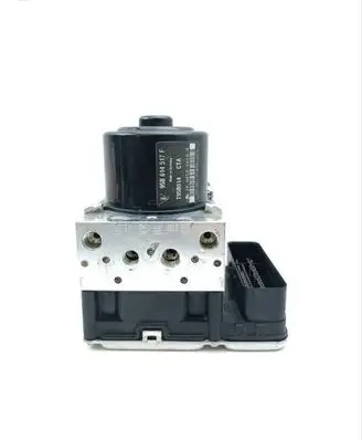 Porsche Macan (95B) ABS Pump 95B614517F