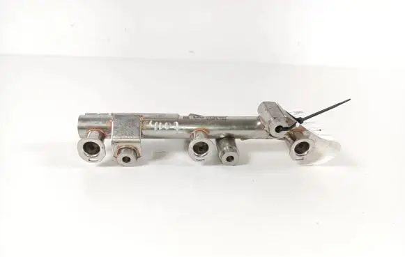 Dacia Sandero III Fuel main line pipe