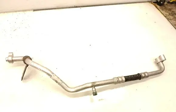 Air conditioning (A/C) pipe/hose