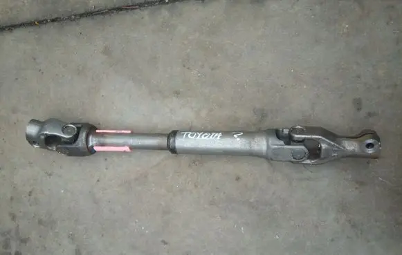 Toyota Yaris Steering column universal joint
