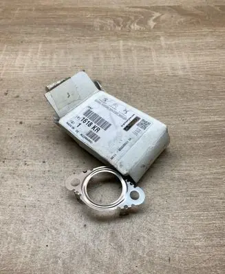 Citroen C5 EGR valve line/pipe/hose 1618KR