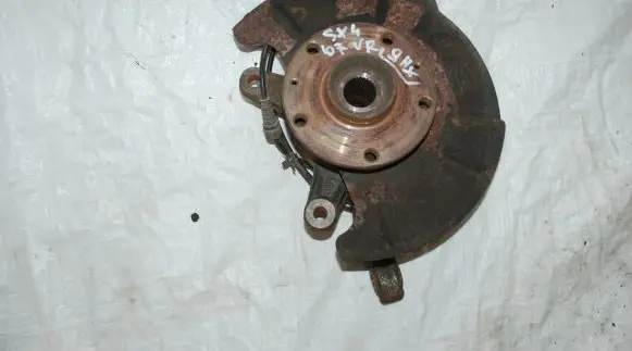 Suzuki SX4 Rear wheel hub