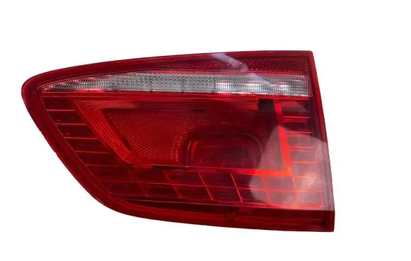 Volkswagen PASSAT B7 Tailgate rear/tail lights