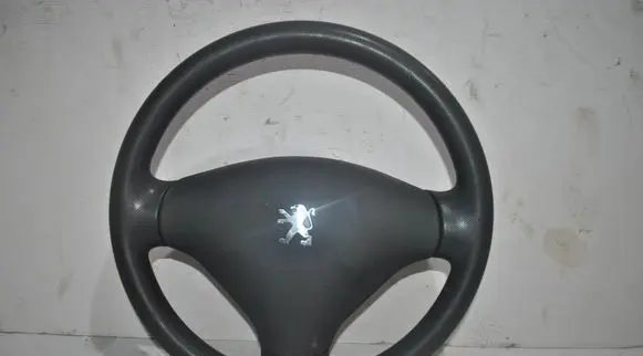 Peugeot 107 Steering wheel