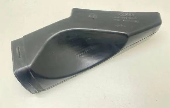 Audi A6 S6 C5 4B Air intake hose/pipe 4B0129617B