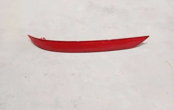 Rear tail light reflector