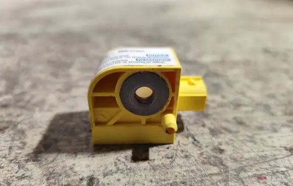 Ford Fiesta Airbag deployment crash/impact sensor 2S6T14B342AD 5WK43433 23060212