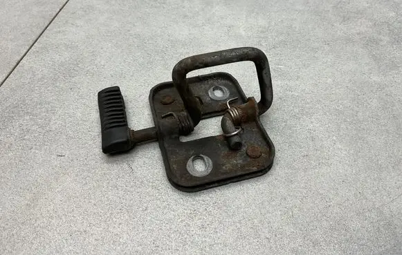 Volkswagen PASSAT B8 Engine bonnet/hood lock/latch loop/hook 3G0823186
