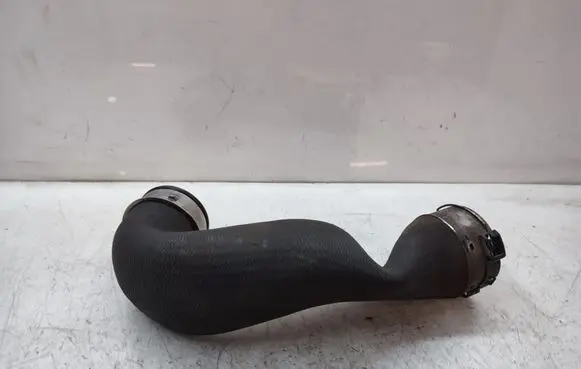 Mercedes-Benz ML W166 Intercooler hose/pipe A1665280182