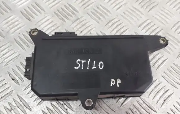 Fiat Stilo Door control unit/module 46784224