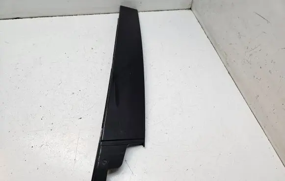 Volkswagen Golf Sportsvan Front door glass trim molding 510837901C