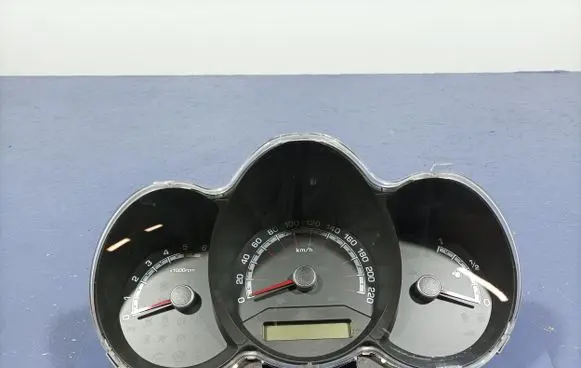 KIA Venga Speedometer (instrument cluster) 94004-1P430