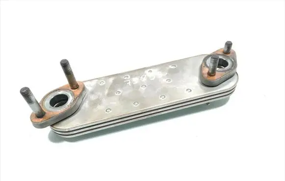 Isuzu D-Max Engine oil radiator 4JJ1