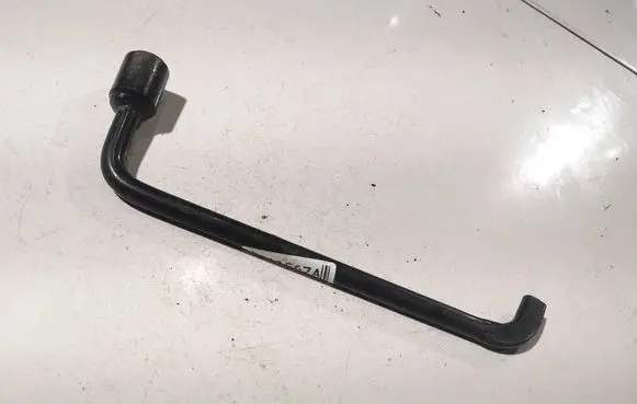 Citroen C4 Grand Picasso Wheel nut wrench