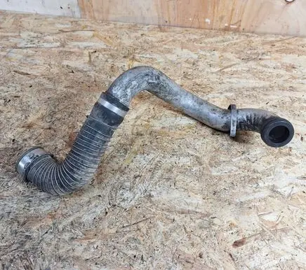 BMW X3 E83 Intercooler hose/pipe 3428426 3404544 11613428426