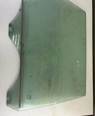 Volvo V50 Rear door window glass