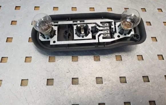 Tail light part
