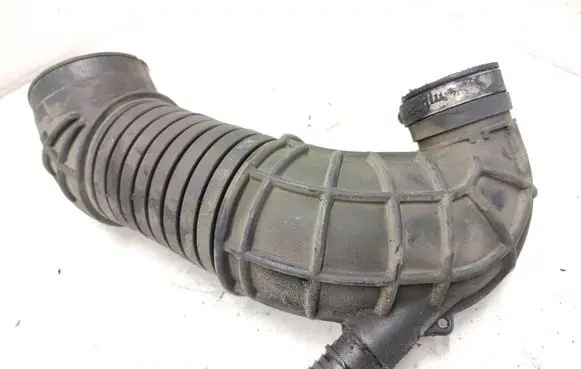 Audi A4 S4 B7 8E 8H Air intake duct part 8E0129615J