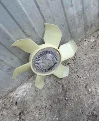 Mitsubishi L200 Viscous fan clutch 