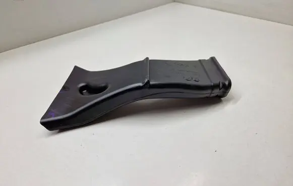 BMW X3 G01 Cabin air duct channel 7425128