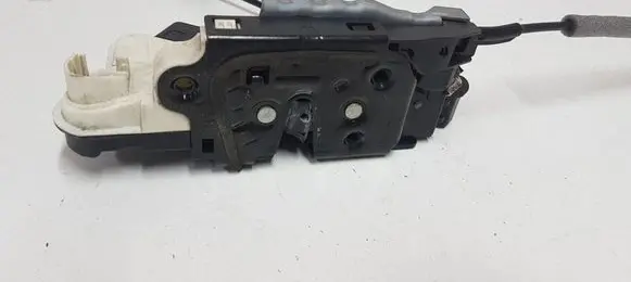 Skoda Superb B6 (3T) Front door lock 5N2837016C
