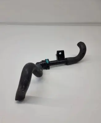Toyota RAV 4 (XA50) Engine coolant pipe/hose