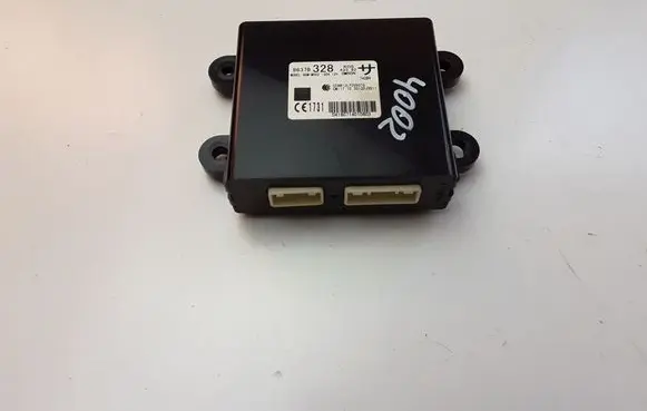 Mitsubishi Outlander Door central lock control unit/module 8637B328