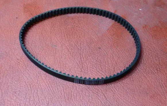 Volkswagen Golf VII Timing belt 04E121605E