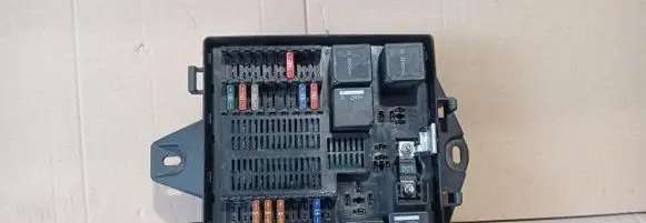 Jaguar XJ X351 Fuse AW9314A073AD