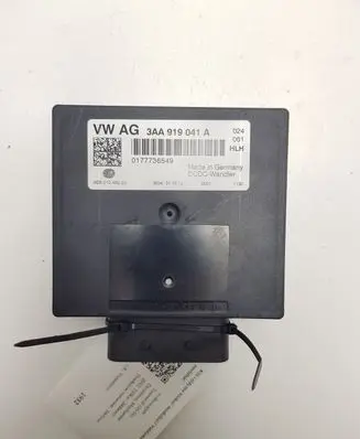 Volkswagen Touran II Other control units/modules 3AA919041A