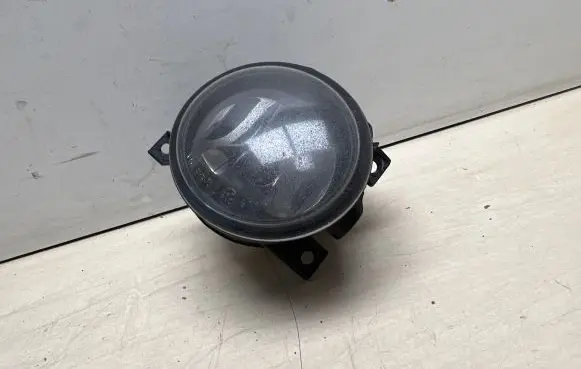 Volkswagen Jetta V Front fog light 1T0941699D 27129501