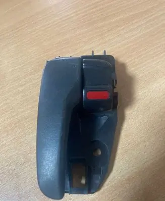Mitsubishi Lancer Front door interior handle 