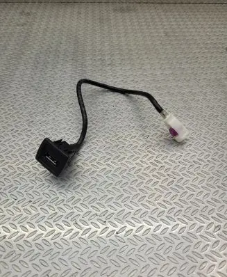 USB socket connector
