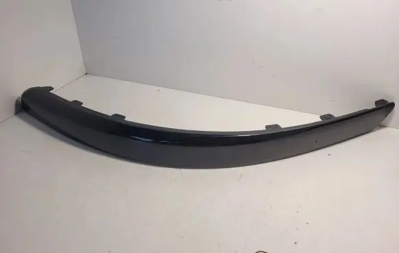 Volvo V70 Front bumper splitter molding 08693169 B668