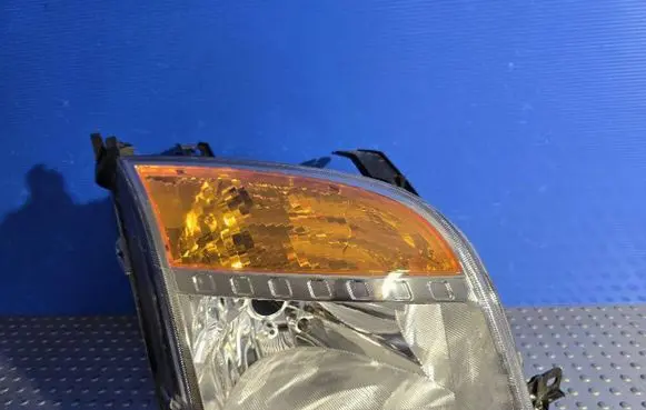 Ford Fusion Headlight/headlamp 24689800