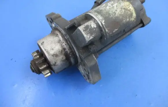 Nissan Almera Tino Starter motor 23300WD000