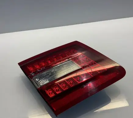 Mercedes-Benz E W212 Tailgate rear/tail lights A2128200964 2128200964